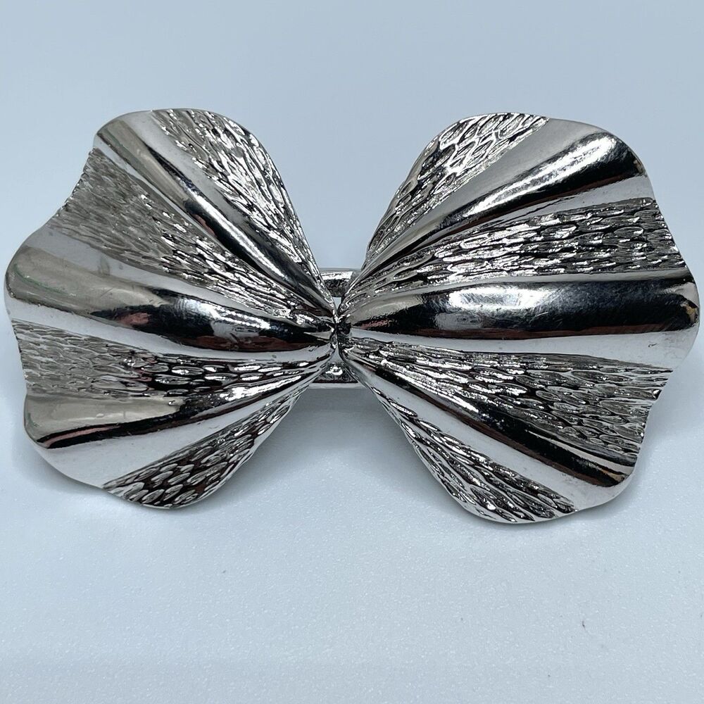 Vintage Gay Boyer Silvertone Shell Belt Buckle 2.25 in Statement Boho Classic